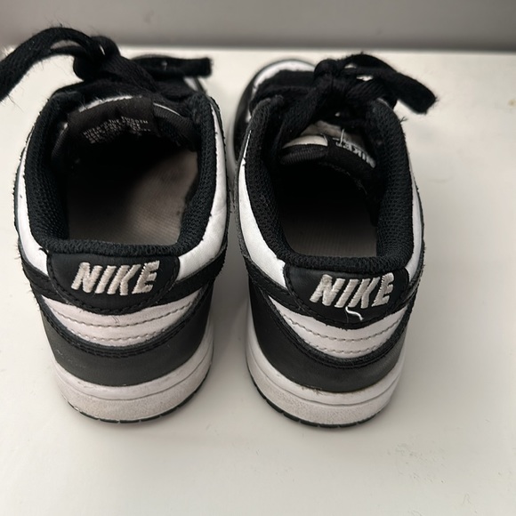 Panda dunks - Picture 2 of 3